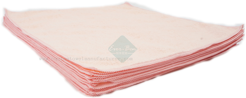 China Bulk Custom red microfiber cloths Manufacturer wholesale Bespoke Auto Towels Gifts Supplier